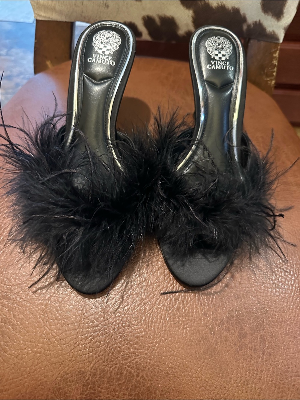 NEW Vince Camuto Black Feather Slide heels